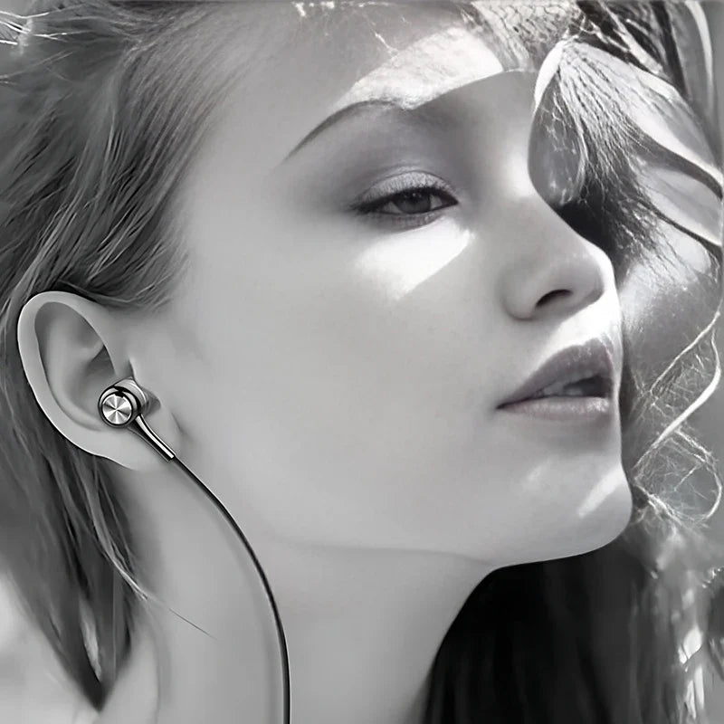 3.5mm Wired Earphone In Ear Headset HIFI Heavy Bass Earbuds Monitor Sports Headset Stereo Music Gaming Headphone With Microphone
